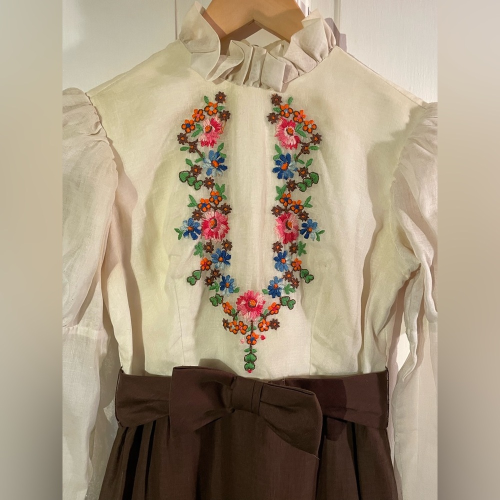 Vintage 70s prairie revival embroidered maxi dress, size XS-S range - Picture 3 of 16